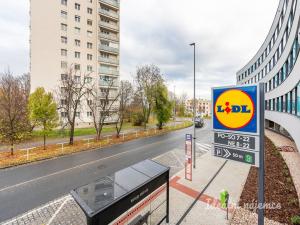 Pronájem bytu 1+kk, Praha - Veleslavín, Na Větrníku, 27 m2