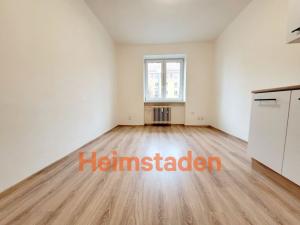 Pronájem bytu 1+kk, Havířov - Město, Hlavní třída, 20 m2