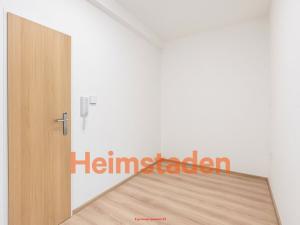 Pronájem bytu 1+kk, Havířov - Město, Hlavní třída, 20 m2