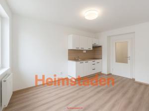 Pronájem bytu 1+kk, Havířov - Město, Hlavní třída, 20 m2