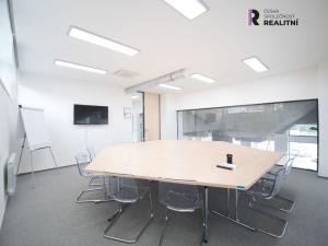 Pronájem kanceláře, Zlín - Prštné, třída Tomáše Bati, 73 m2