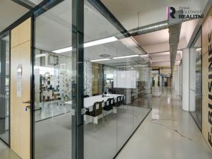 Pronájem kanceláře, Zlín - Prštné, třída Tomáše Bati, 73 m2