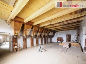 Prodej výrobních prostor, Mšeno, Boleslavská, 1500 m2