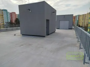 Prodej obchodního prostoru, České Budějovice, Dr. Bureše, 1032 m2