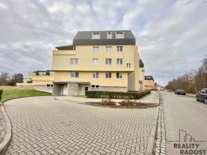 Pronájem garážového stání, Olomouc, Jarmily Glazarové, 12 m2