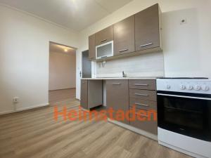 Pronájem bytu 1+kk, Karviná - Hranice, Slovenská, 30 m2