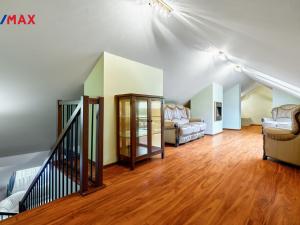 Prodej bytu 4+kk, Karlovy Vary, Zahradní, 141 m2