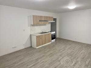 Pronájem bytu 2+kk, Ivanovice na Hané, Tyršova, 72 m2