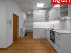 Pronájem bytu 2+kk, Zlín, Dlouhá, 50 m2