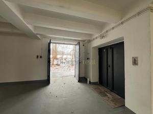 Pronájem skladu, Jindřichův Hradec, U Dolního Skrýchova, 500 m2