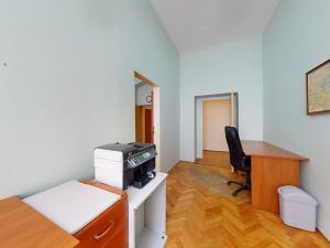 Prodej bytu 3+kk, Karlovy Vary, Zámecký vrch, 72 m2
