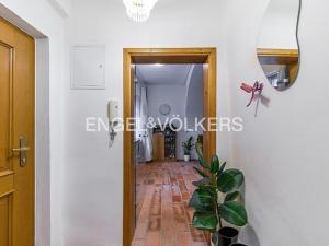 Prodej bytu 1+1, Praha - Malá Strana, Sněmovní, 57 m2