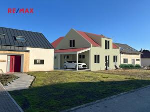Prodej pozemku pro bydlení, Dolní Dunajovice, U Vodárny, 1600 m2