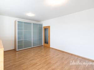 Pronájem bytu 2+kk, Praha - Hloubětín, Nademlejnská, 38 m2