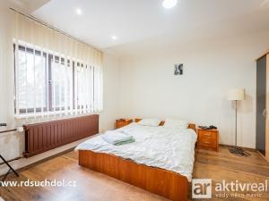 Prodej rodinného domu, Praha - Suchdol, Nad dolíky, 160 m2