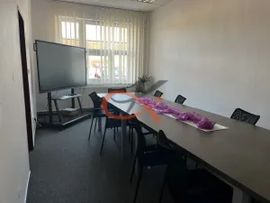 Pronájem komerční nemovitosti, Rožnov pod Radhoštěm, Tvarůžkova, 486 m2