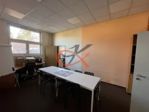 Pronájem komerční nemovitosti, Rožnov pod Radhoštěm, Tvarůžkova, 486 m2