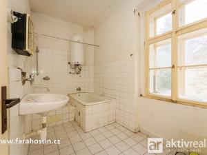 Prodej rodinného domu, Hostín u Vojkovic, 280 m2