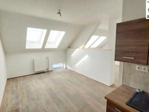 Pronájem bytu 2+1, Cheb, Evropská, 76 m2