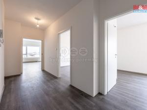 Prodej bytu 3+kk, Karlovy Vary, Dubová, 71 m2