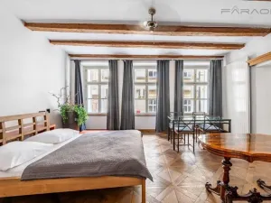 Prodej bytu 2+1, Praha - Staré Město, Karlova, 79 m2