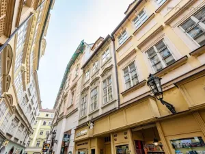 Prodej bytu 2+1, Praha - Staré Město, Karlova, 79 m2