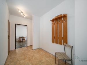 Prodej bytu 3+1, Čestín, 77 m2