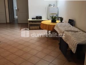 Pronájem bytu 1+kk, Praha - Hostavice, Pilská, 21 m2