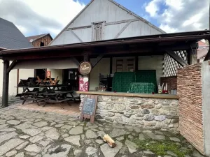 Prodej restaurace, Luka nad Jihlavou, Hřbitovní, 688 m2