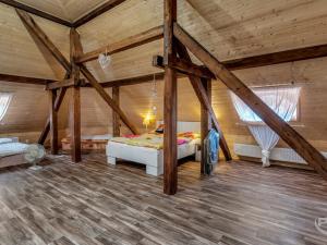 Prodej vícegeneračního domu, Valeč, Náměstí, 287 m2