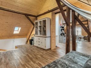 Prodej vícegeneračního domu, Valeč, Náměstí, 287 m2