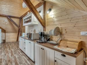 Prodej vícegeneračního domu, Valeč, Náměstí, 287 m2