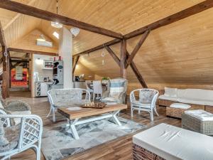 Prodej vícegeneračního domu, Valeč, Náměstí, 287 m2