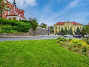 Prodej vily, Klášterec nad Ohří, Chomutovská, 1350 m2