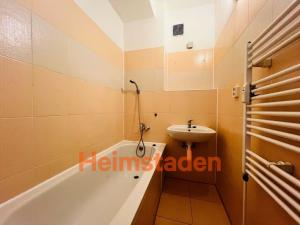 Pronájem bytu 2+1, Ostrava - Poruba, 17. listopadu, 56 m2