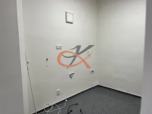 Pronájem kanceláře, Valašské Meziříčí, Náměstí, 62 m2