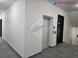 Prodej bytu 2+kk, Praha - Vysočany, Spojovací, 54 m2