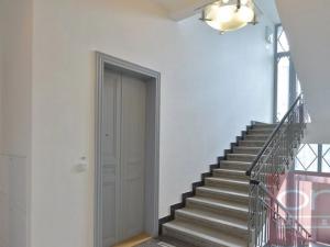 Pronájem bytu 3+kk, Praha - Vinohrady, Laubova, 109 m2