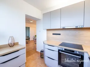 Pronájem bytu 2+1, Praha - Michle, Batelovská, 49 m2