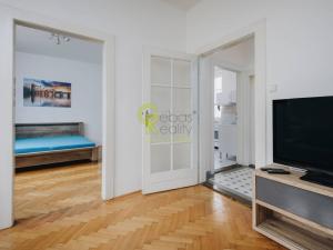 Pronájem bytu 2+1, Praha - Nové Město, Ve Smečkách, 52 m2