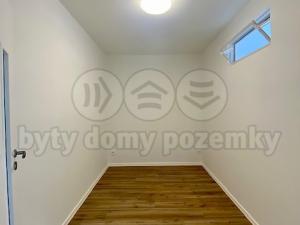 Pronájem bytu 2+1, Olomouc - Neředín, Dělnická, 50 m2