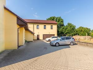 Prodej rodinného domu, Černíkovice, 437 m2