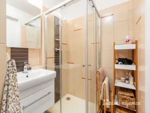 Pronájem bytu 2+kk, Praha - Vršovice, Košická, 48 m2