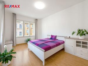 Prodej bytu 2+kk, Praha - Malá Strana, Újezd, 47 m2