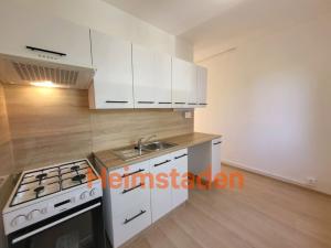 Pronájem bytu 2+1, Karviná - Nové Město, Holubova, 54 m2