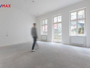 Prodej bytu 5+kk, Karlovy Vary, Divadelní náměstí, 241 m2