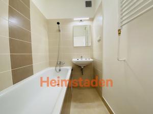 Pronájem bytu 2+1, Ostrava - Poruba, Čs. exilu, 56 m2
