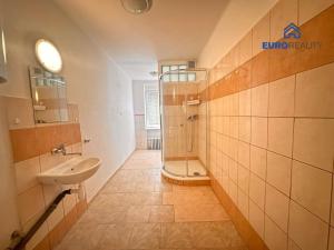 Prodej bytu 3+kk, Mariánské Lázně, Anglická, 57 m2