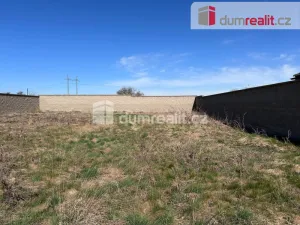 Prodej pozemku pro bydlení, Veleň, U Rybníka, 801 m2