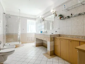 Prodej činžovního domu, Praha - Kunratice, Kálmánova, 715 m2